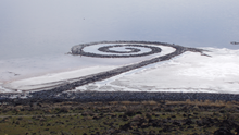 220px-Spiral-jetty-from-rozel-point